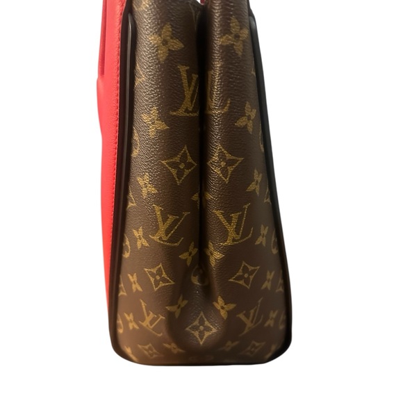 Louis Vuitton Monogram Kimono Tote - Picture 10 of 17